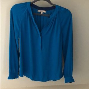 ⬇️ Banana Republic blouse